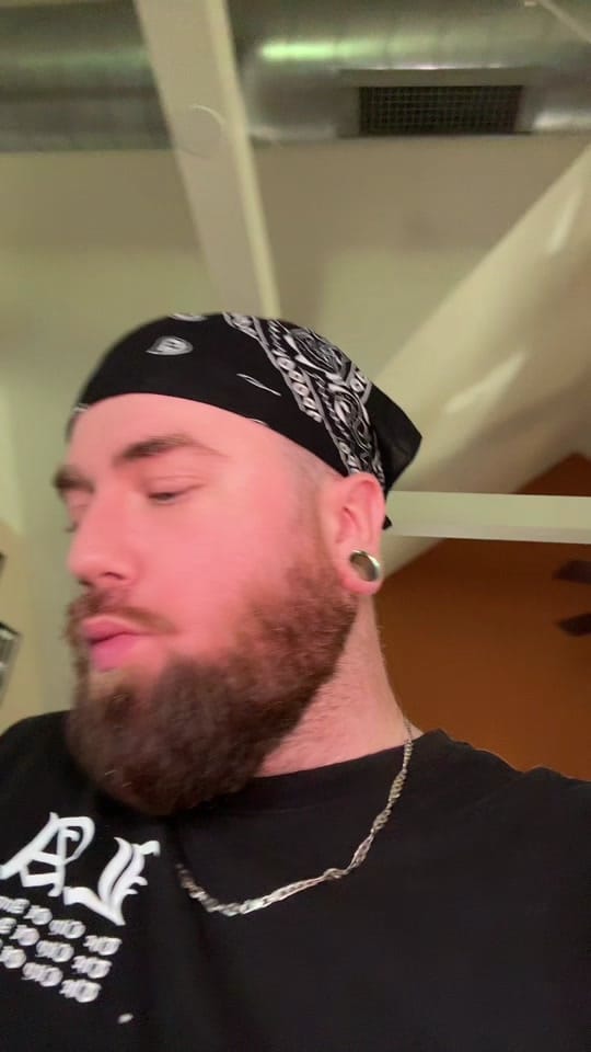 Post 6 by dabandyt on TikTok (video)