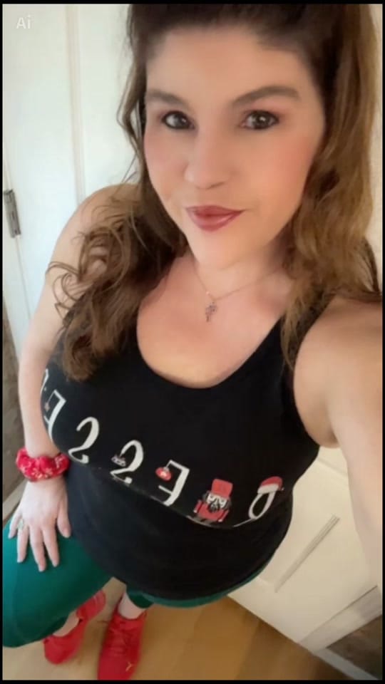 Post 4 by Shelley on TikTok (video)