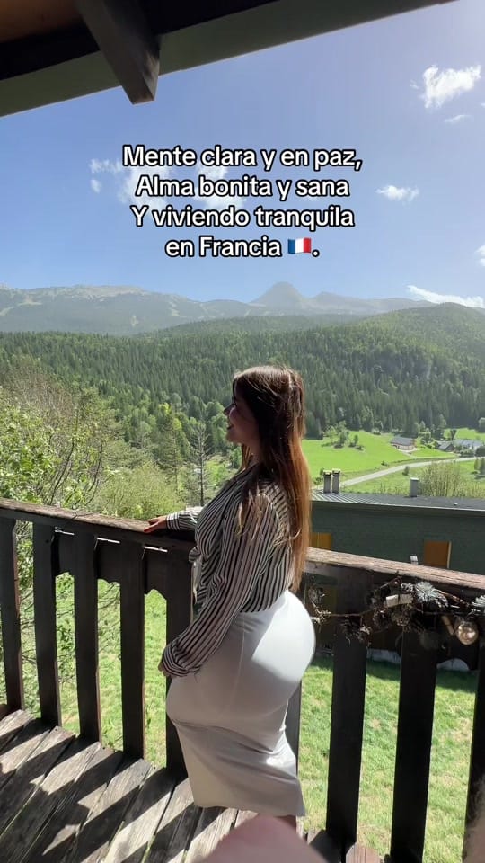 Post 9 by Dra. Yessenia Castellón on TikTok (video)