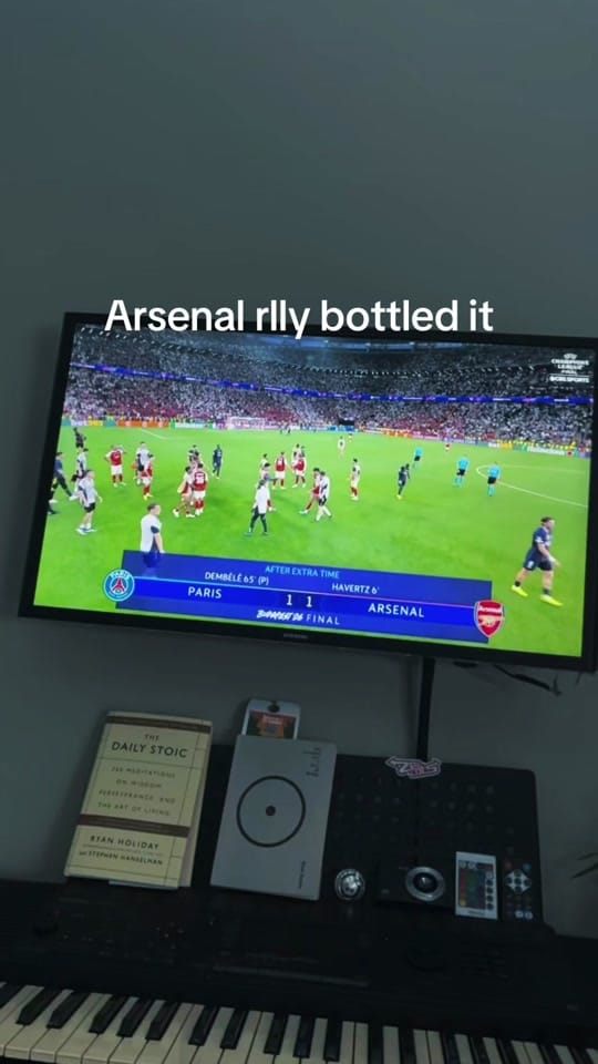 Post 6 by Eric Reyes on TikTok (video)
