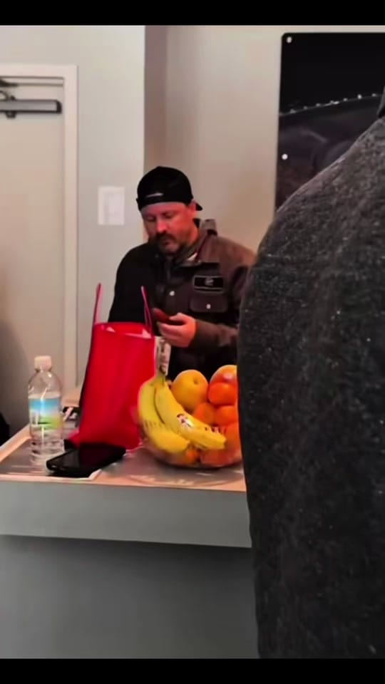 Post 4 by Dustin on TikTok (video)