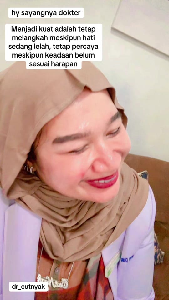 Post 1 by Dopamine12 on TikTok (video)