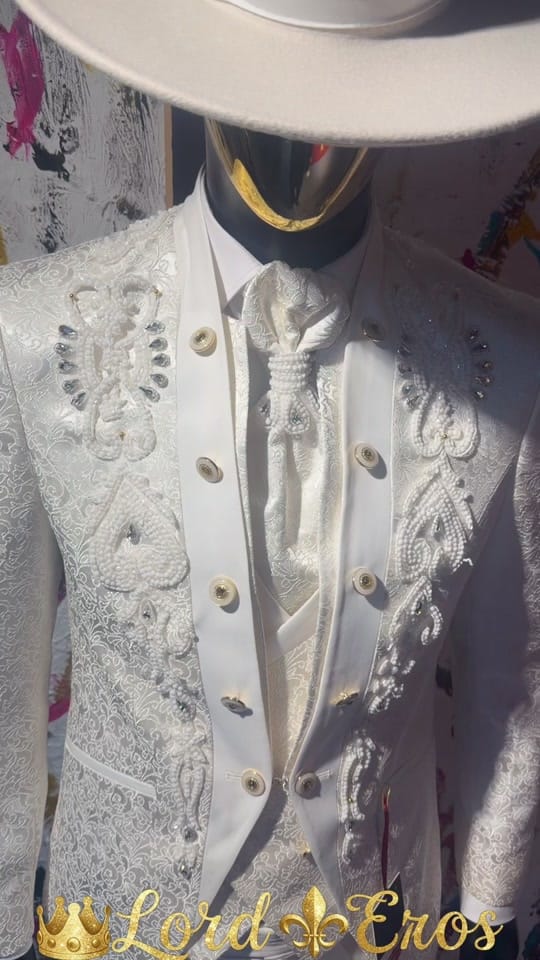 Post 4 by erosboutiqueofficial on TikTok (video)