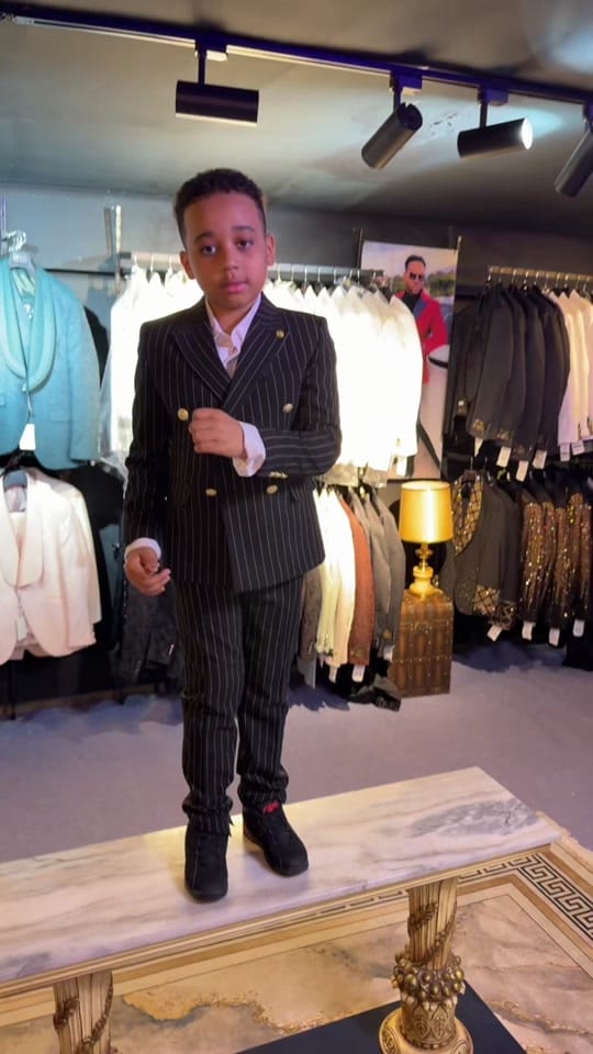 Post 6 by erosboutiqueofficial on TikTok (video)