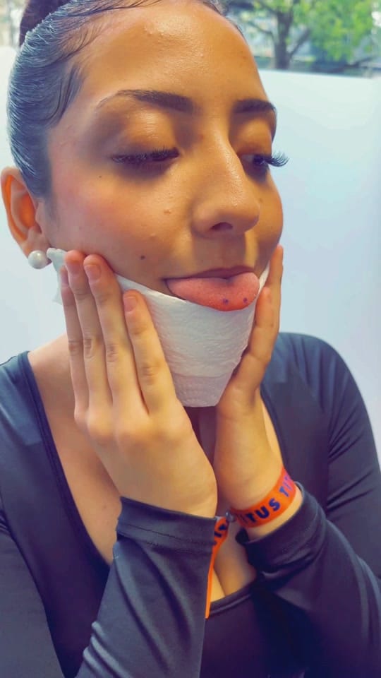 Post 5 by MejitanaPiercing on TikTok (video)