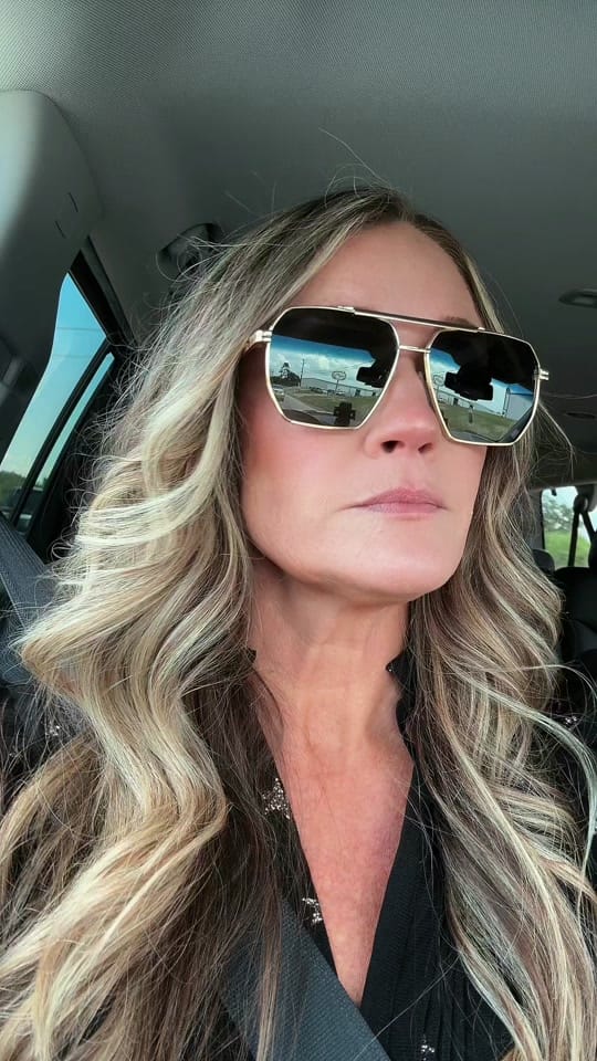 Post 10 by Hillary Stanton on TikTok (video)
