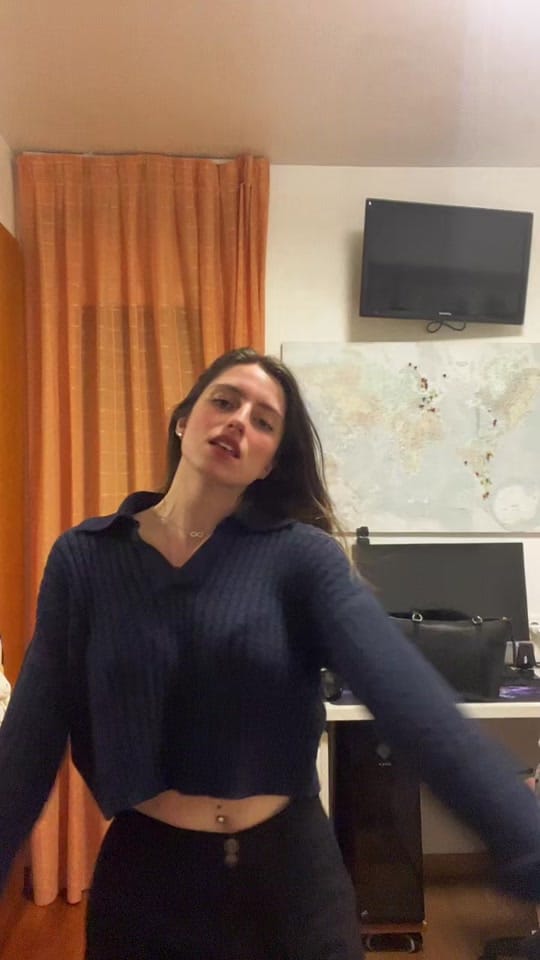 Post 4 by Albi on TikTok (video)