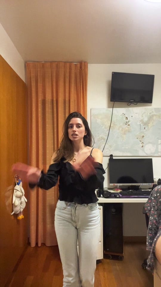 Post 8 by Albi on TikTok (video)