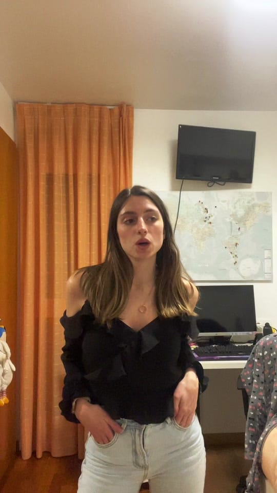 Post 6 by Albi on TikTok (video)