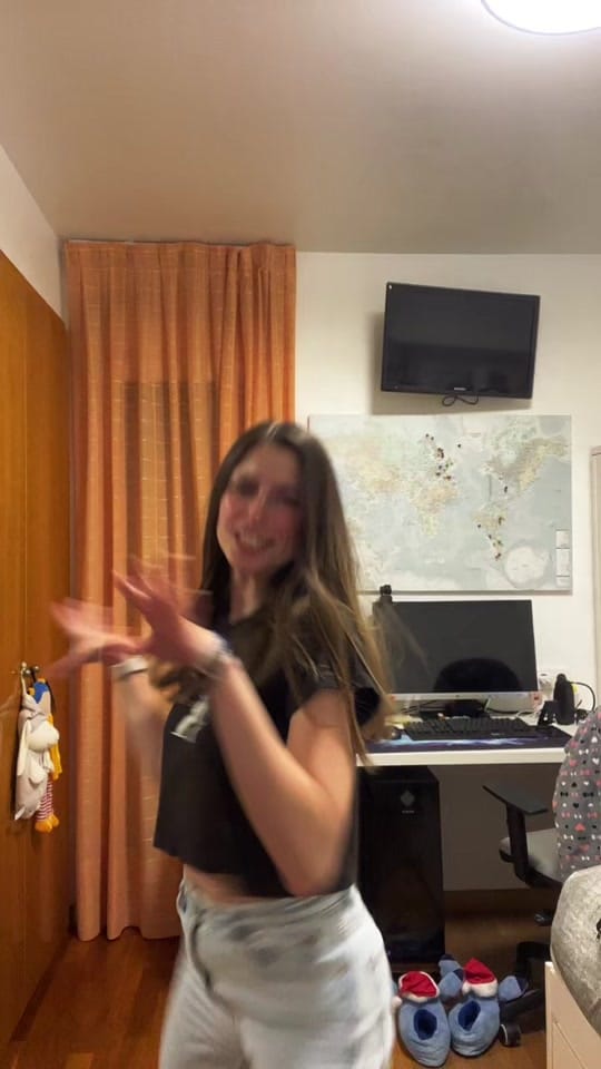 Post 2 by Albi on TikTok (video)