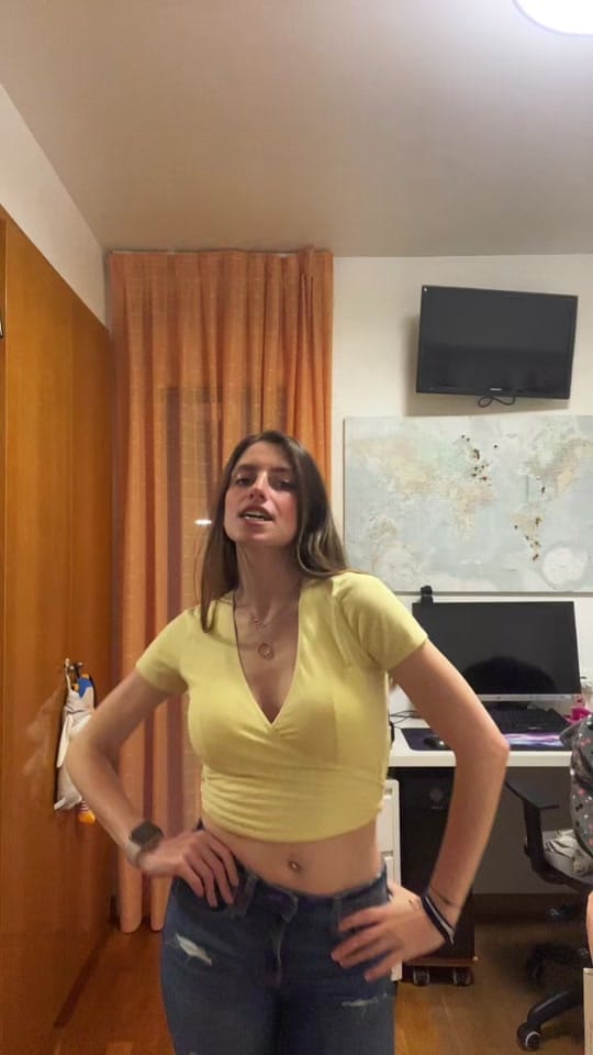 Post 10 by Albi on TikTok (video)