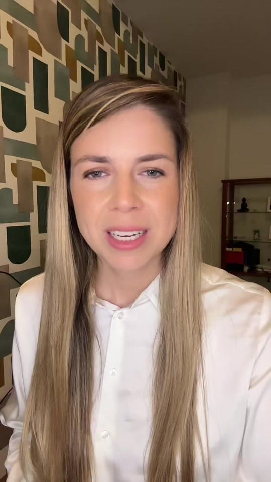 Post 9 by Belén Lama |Abogada de Familia on TikTok (video)