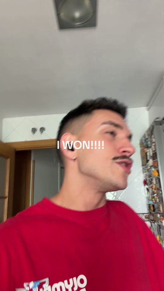 Post 1 by Guillermo Bordaberry on TikTok (video)