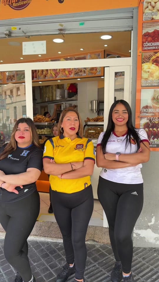 Post 2 by Marinita on TikTok (video)