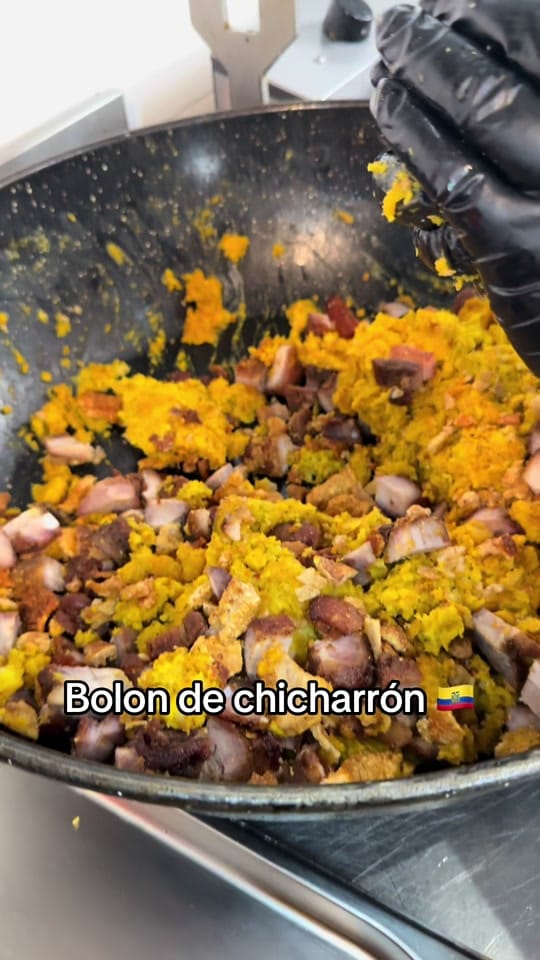 Post 3 by Marinita on TikTok (video)