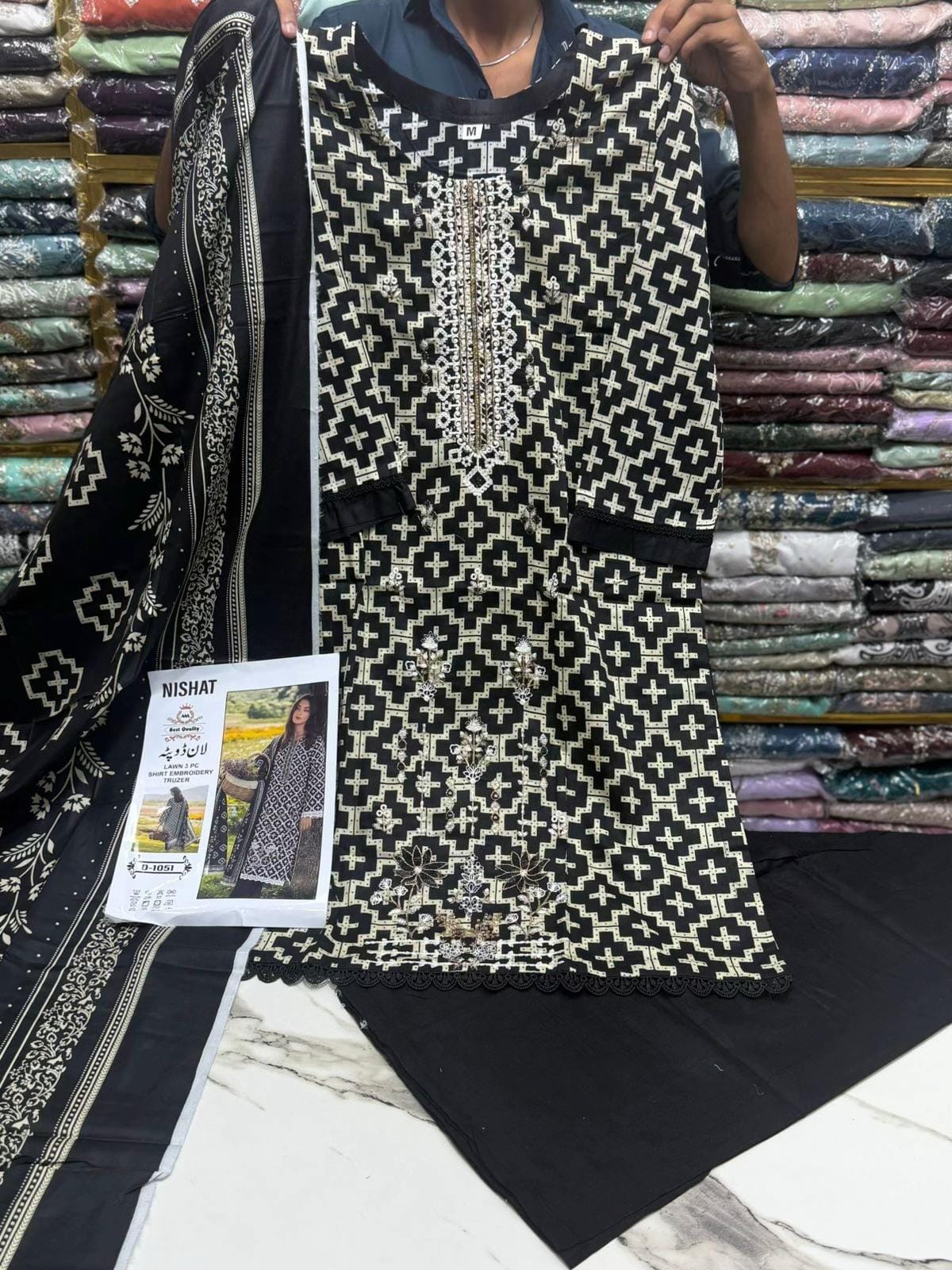 Post 3 by POLASH BOUTIQUE on TikTok (video)