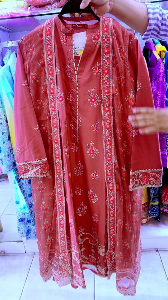 Post 7 by POLASH BOUTIQUE on TikTok (video)