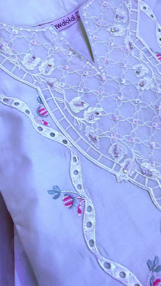 Post 6 by POLASH BOUTIQUE on TikTok (video)