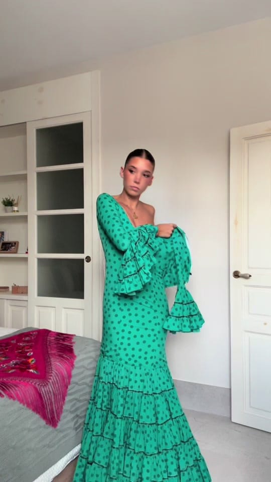 Post 8 by Meri🍒🪩 on TikTok (video)