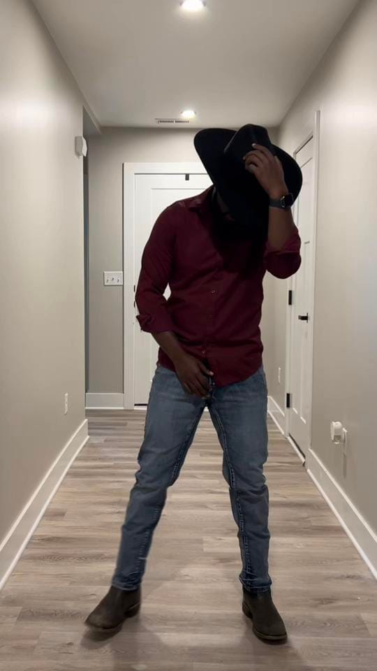 Post 1 by DJ Boyce | Wichita Realtor🏡 on TikTok (video)
