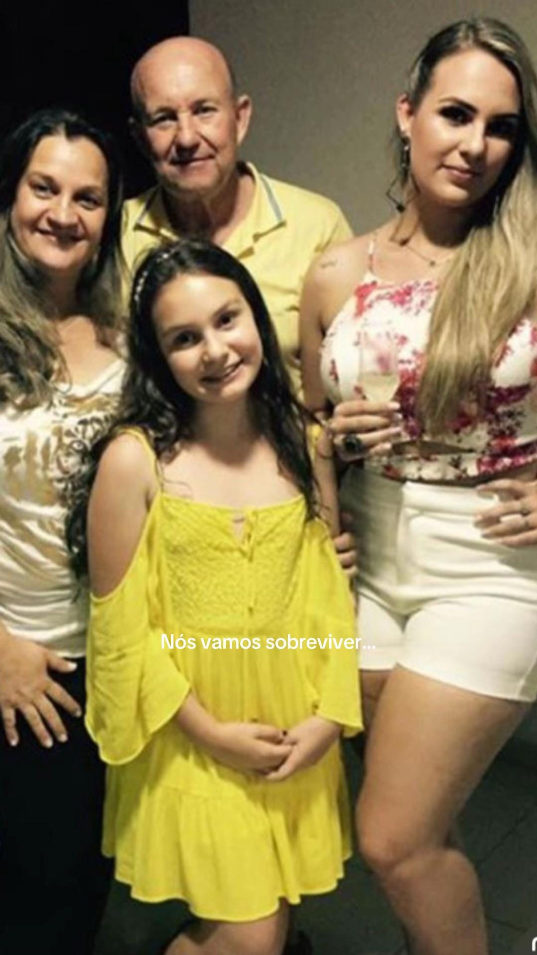 Post 3 by vitoriacarolinabender on TikTok (video)