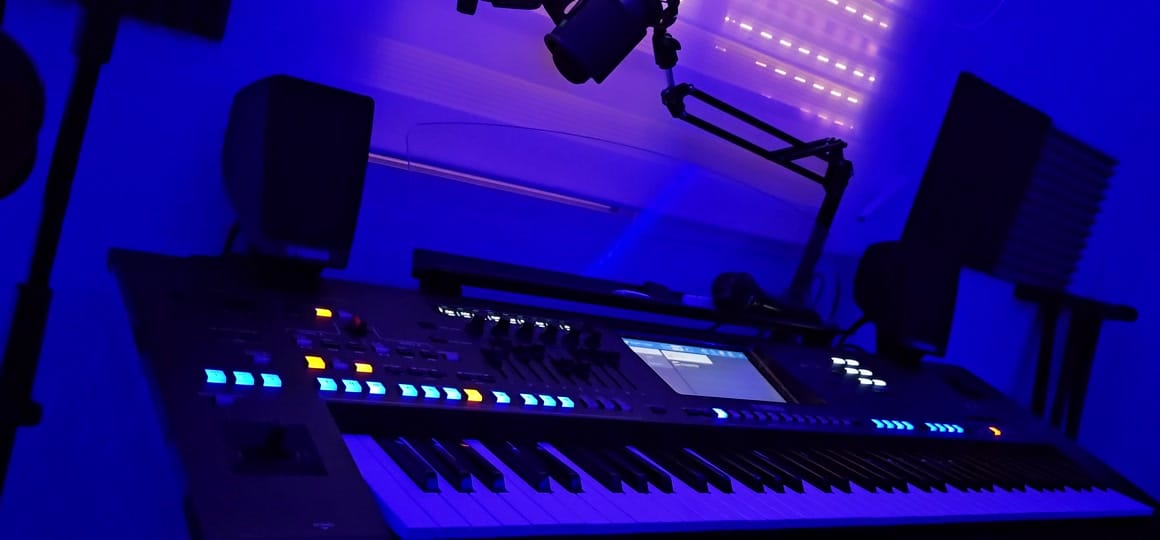 Post 5 by Luis Piano Cover on TikTok (video)
