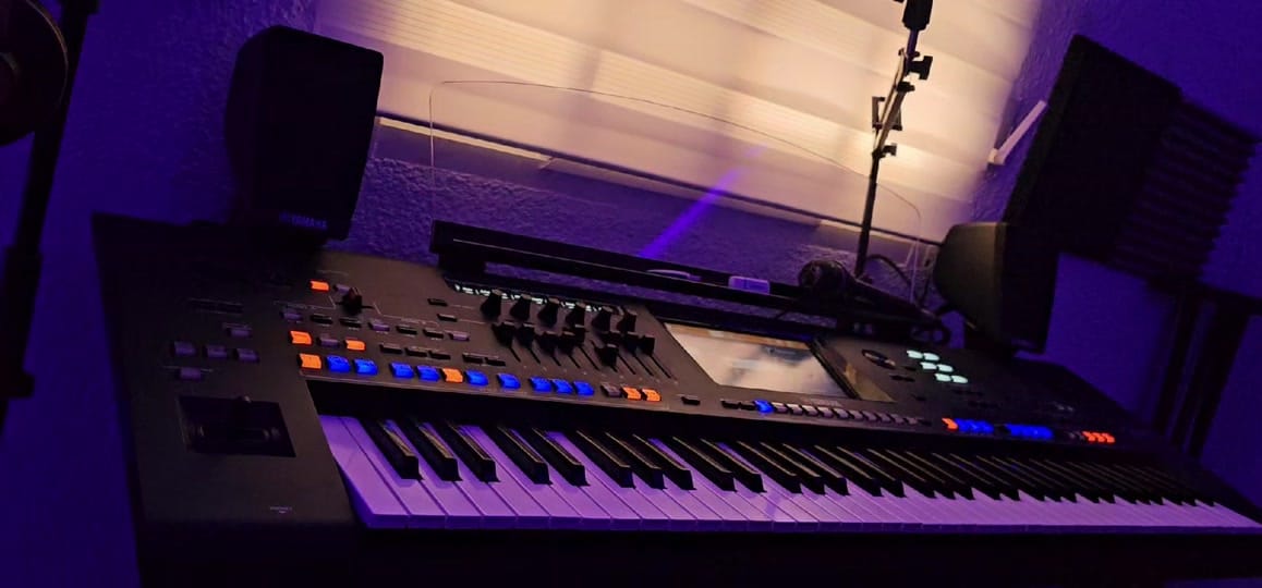 Post 10 by Luis Piano Cover on TikTok (video)