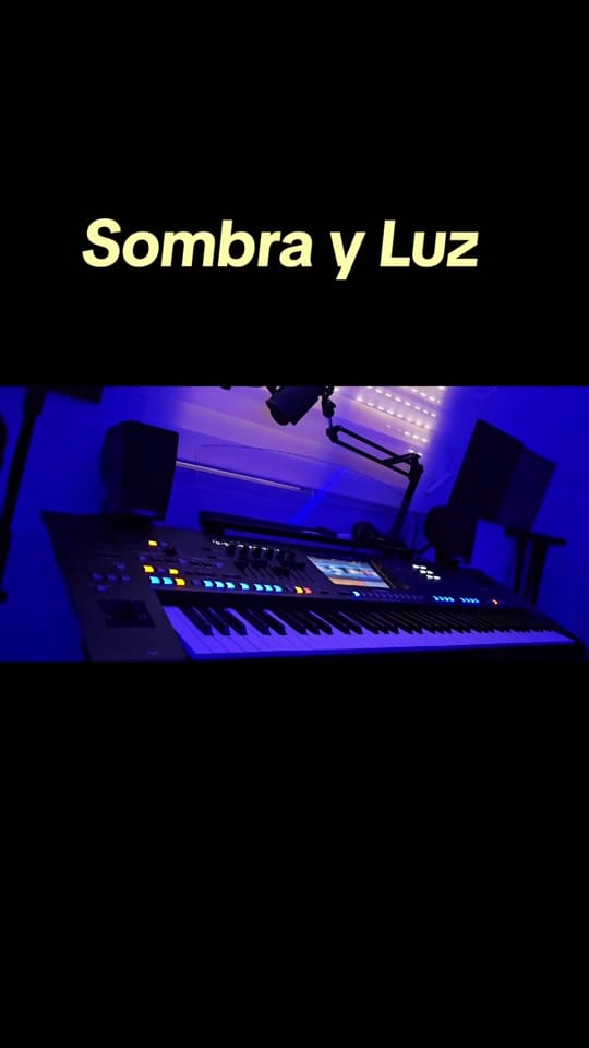 Post 6 by Luis Piano Cover on TikTok (video)
