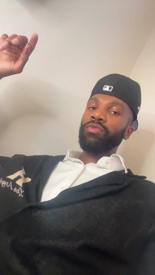 Post 10 by Caliek The Model on TikTok (video)