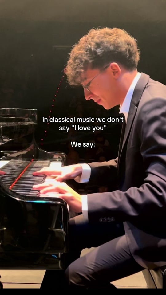 Post 8 by sergio__n.m on TikTok (video)