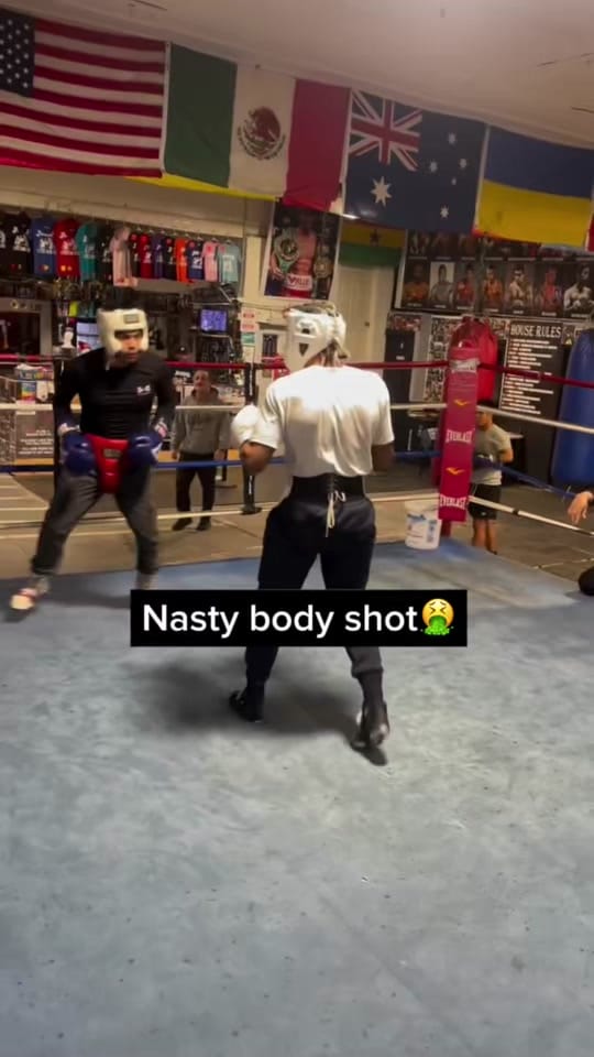 Post 10 by Aunolugo on TikTok (video)
