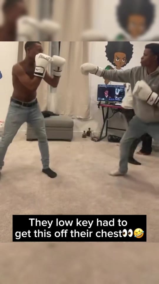 Post 1 by Aunolugo on TikTok (video)