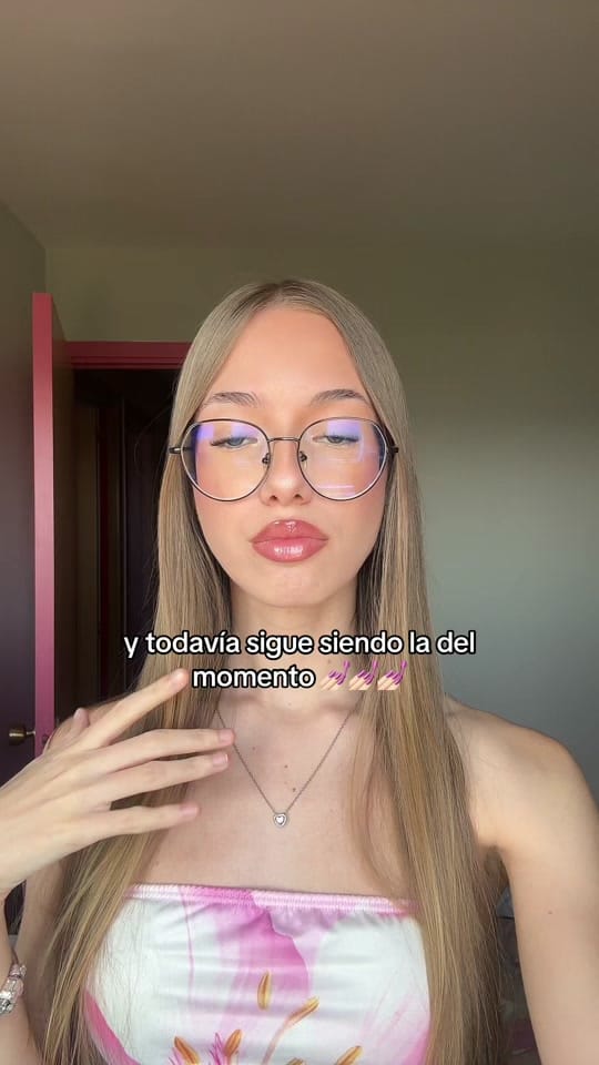 Post 5 by 𝐶𝑎𝑟𝑚𝑒𝑛🤍 on TikTok (video)