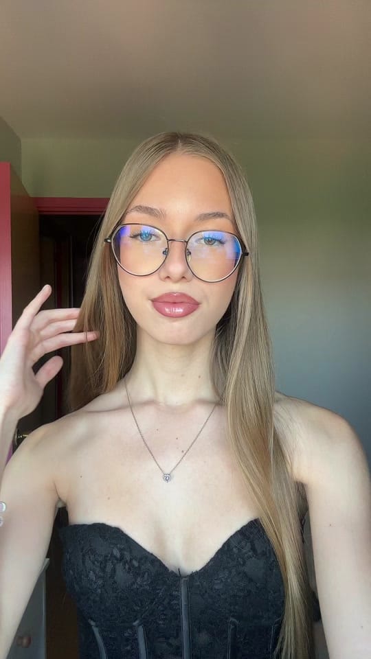 Post 2 by 𝐶𝑎𝑟𝑚𝑒𝑛🤍 on TikTok (video)