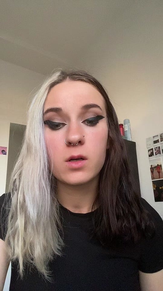 Post 8 by E 🌙✨ on TikTok (video)
