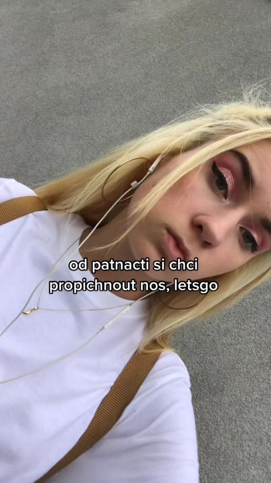 Post 6 by E 🌙✨ on TikTok (video)