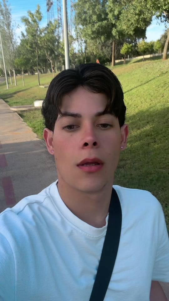 Post 2 by D⃞a⃞r⃞w⃞i⃞n⃞O⃞✨ on TikTok (video)