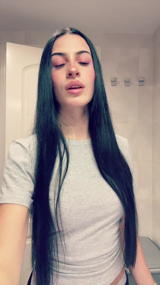 Post 8 by Lucia sigi💋 on TikTok (video)