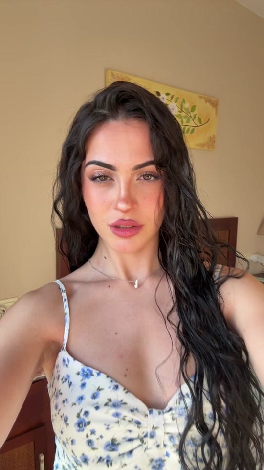 Post 2 by Lucia sigi💋 on TikTok (video)