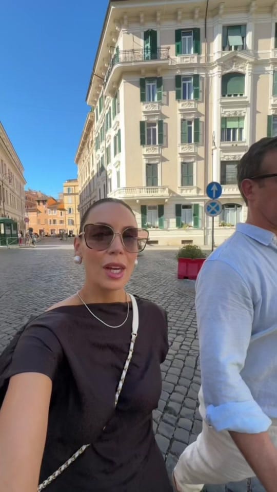 Post 5 by Lou on TikTok (video)