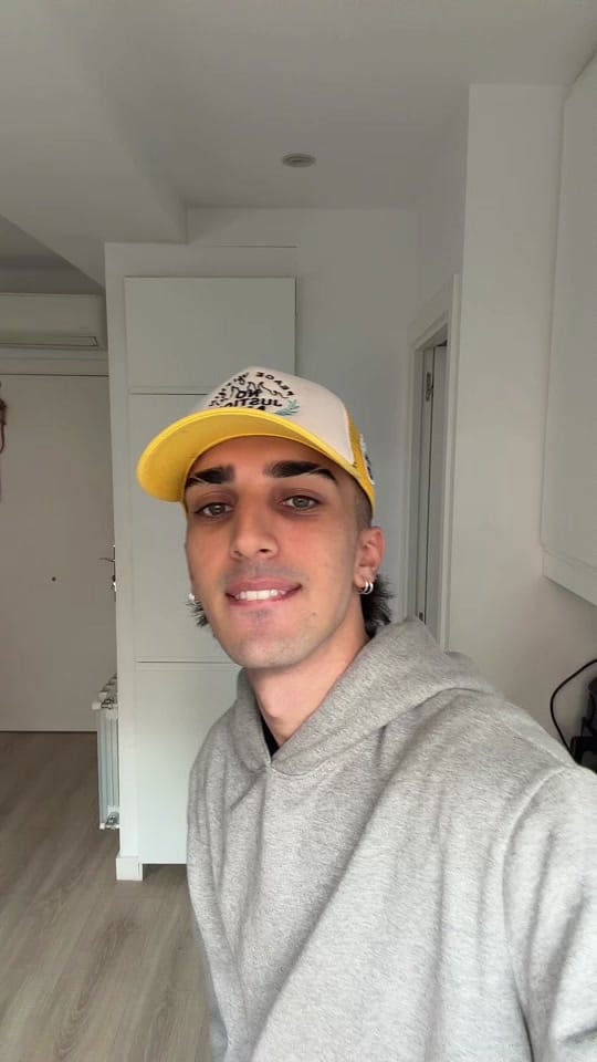 Post 9 by céro on TikTok (video)