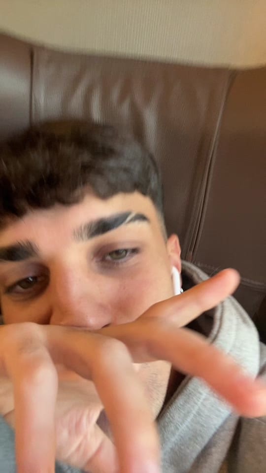 Post 10 by céro on TikTok (video)