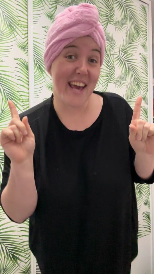 Post 2 by Holly Merrie 🌻 on TikTok (video)