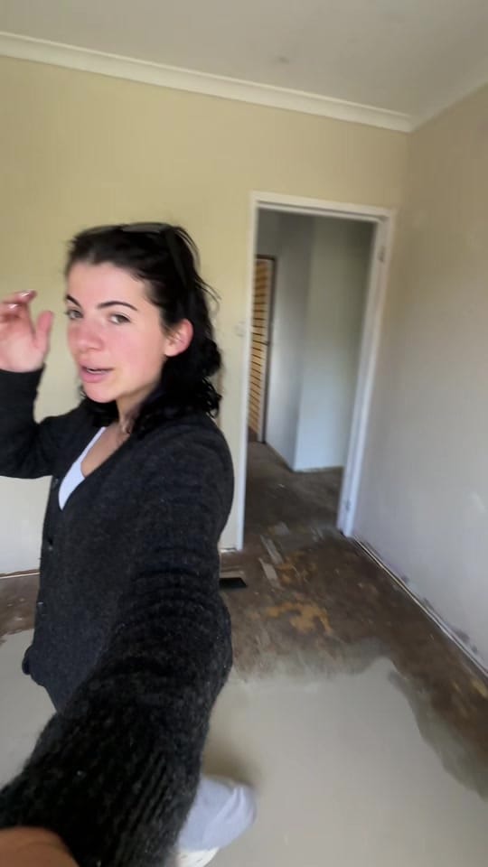 Post 10 by Sofia Olivia on TikTok (video)