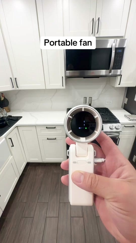 Post 10 by fluffyfrankie on TikTok (video)