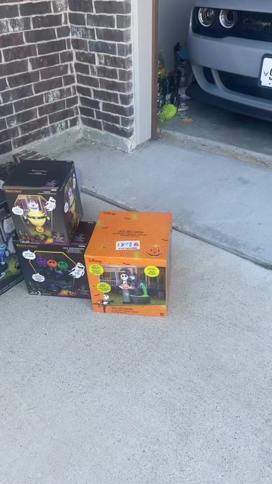Post 9 by Miss Chanandler |-/ on TikTok (video)