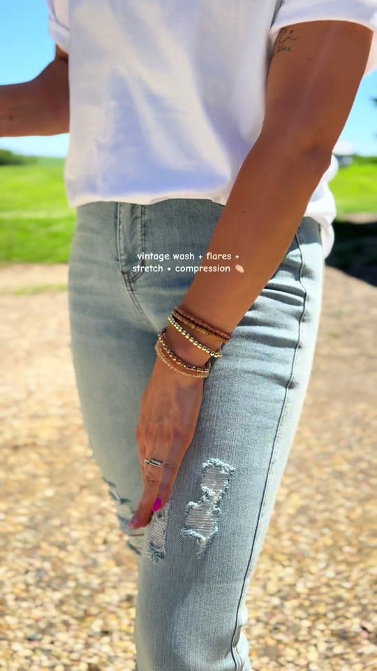 Post 7 by Syd || Mom Friendly Fashion ✨ on TikTok (video)
