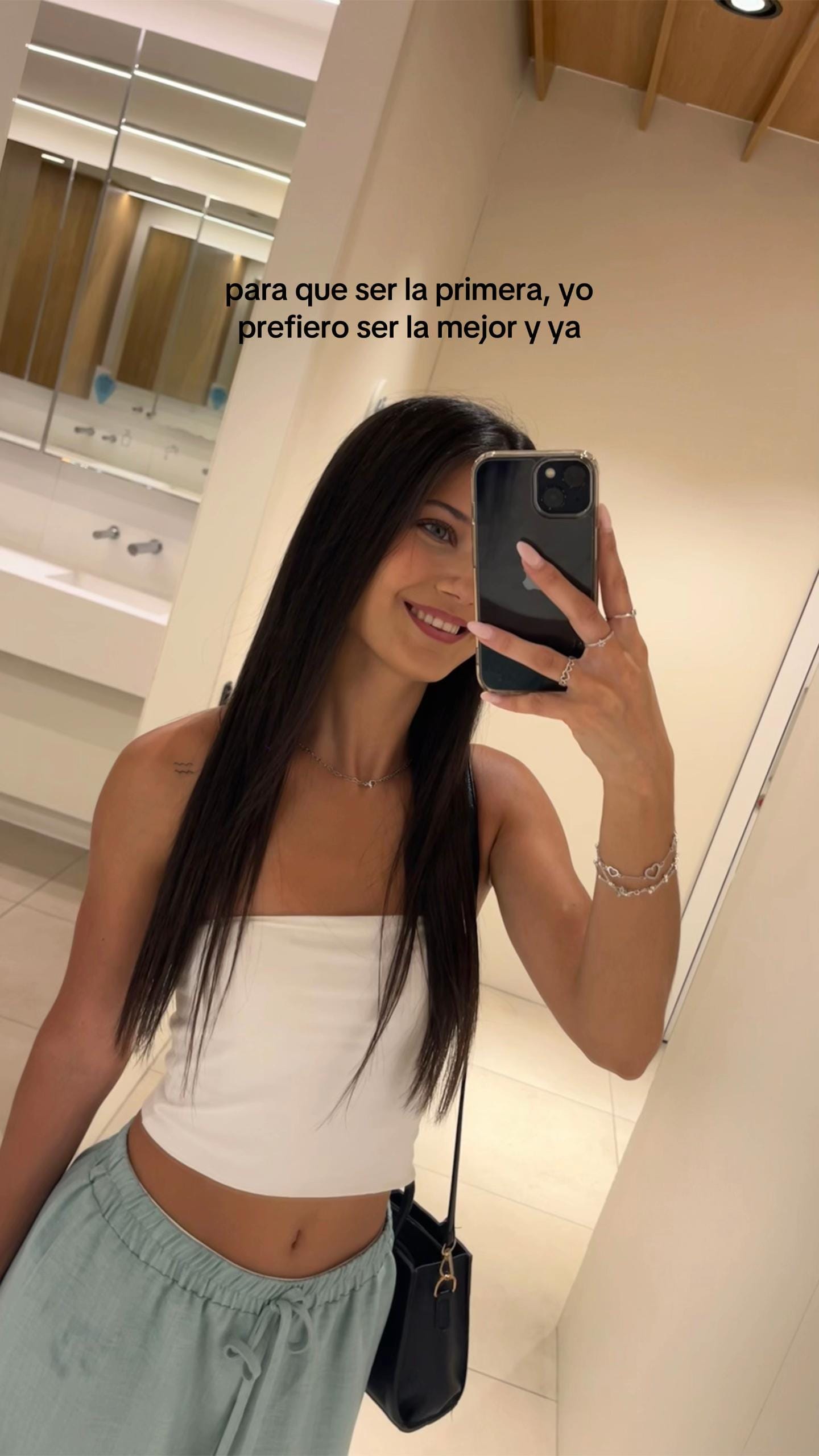 Post 4 by V on TikTok (video)