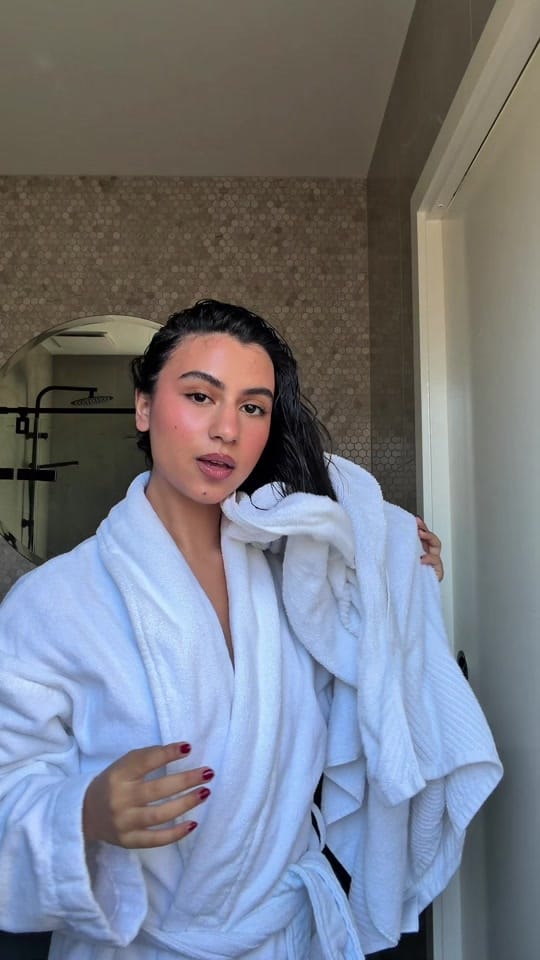 Post 3 by husna on TikTok (video)
