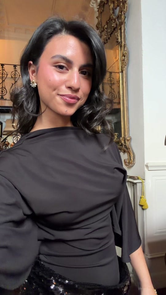 Post 4 by husna on TikTok (video)